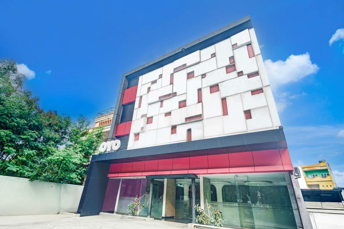 Super OYO Capital O 136 Manggis Inn photo 1