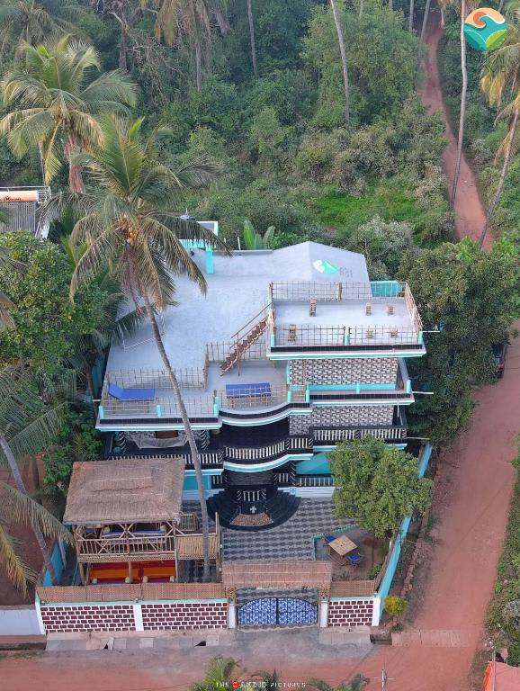 Tropical Wave Hostel photo 2