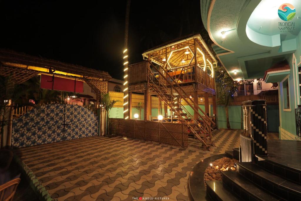 Tropical Wave Hostel photo 4