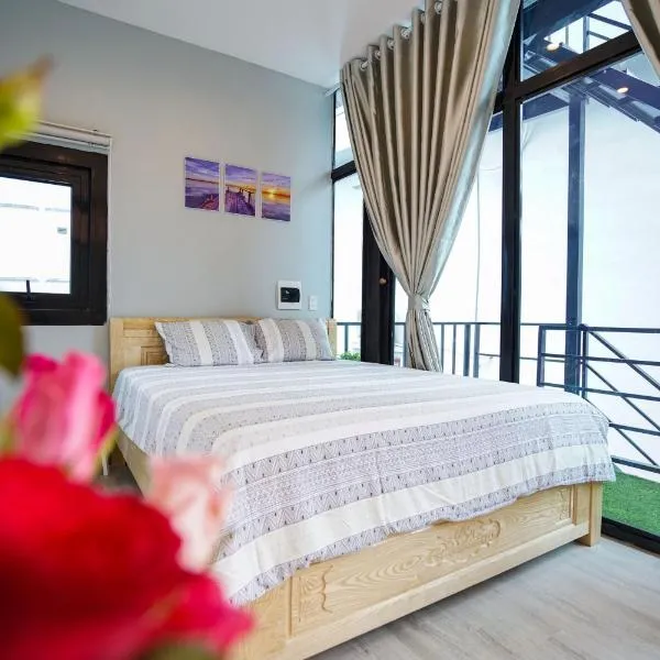 Alex Ha Long photo 5