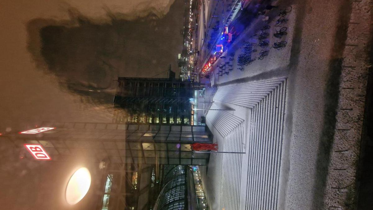 MEININGER Berlin Central Station photo 6