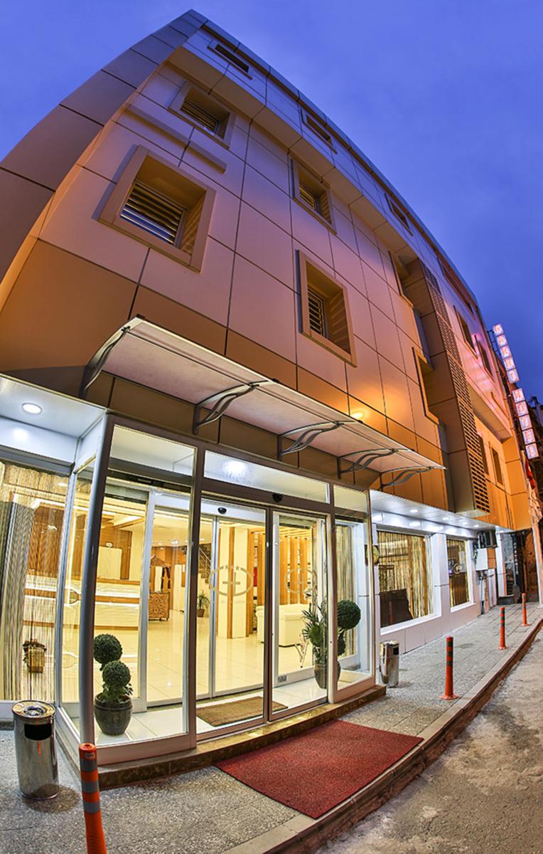 Garni Hotel photo 2