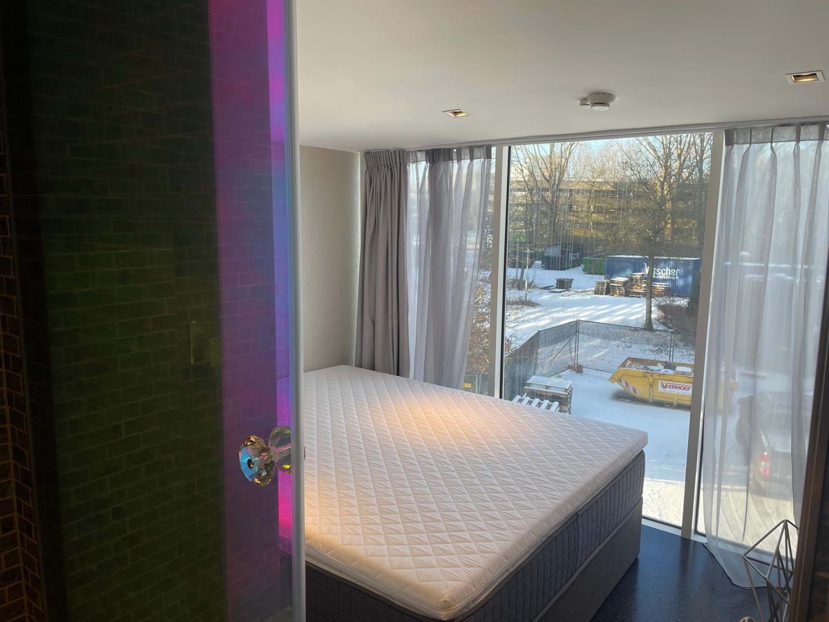Diamond Capsule Hotel Amsterdam South photo 5
