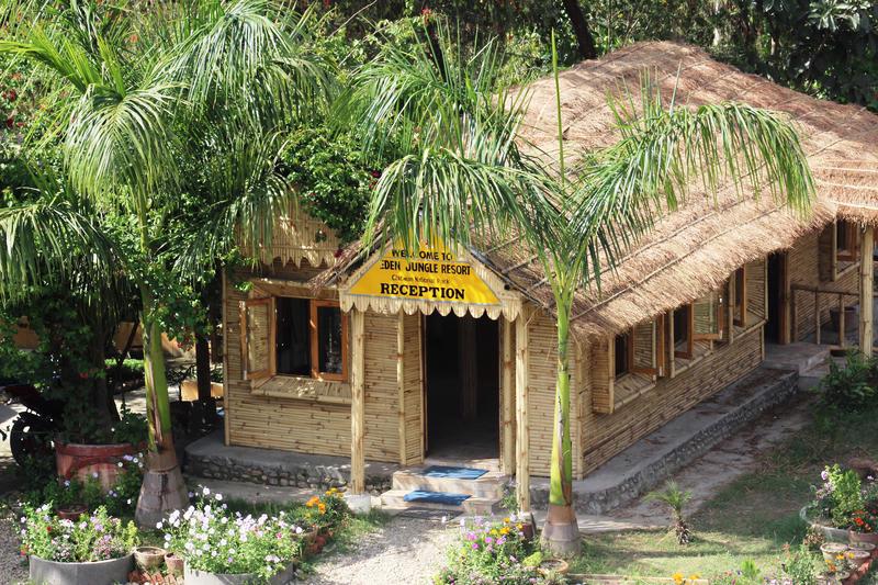 Eden Jungle Resort photo 2