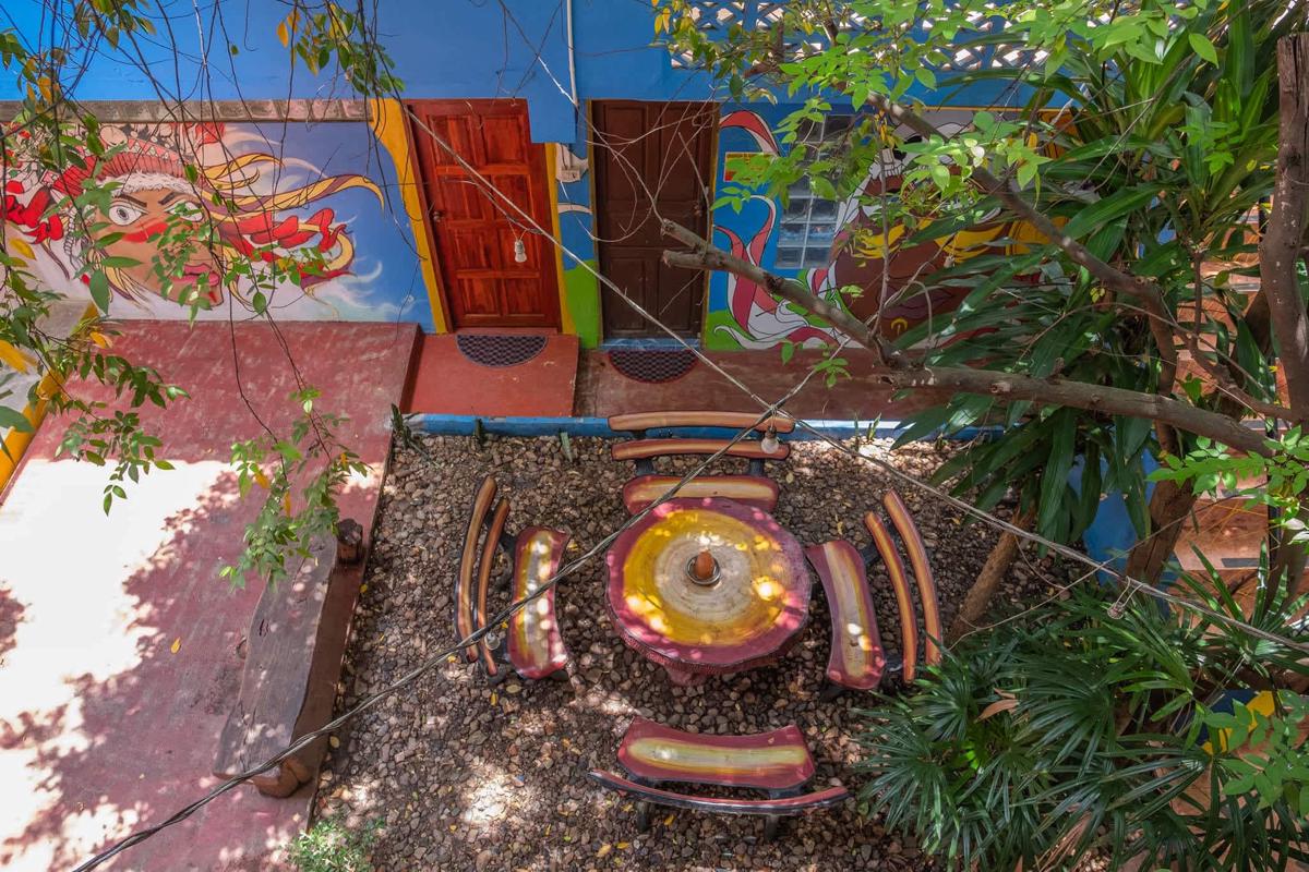 Happy House Backpackers photo 2