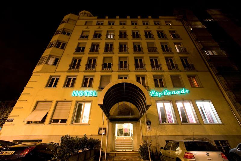 Hotel Esplanade photo 1