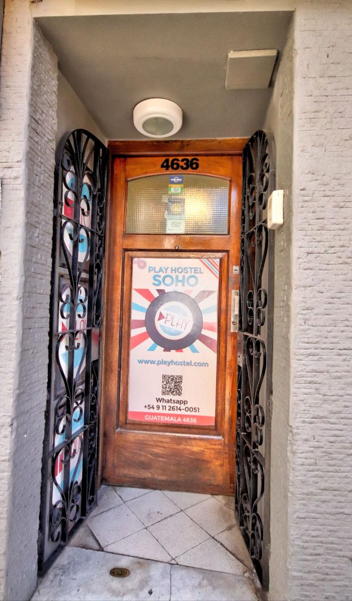 Play Hostel Soho photo 4