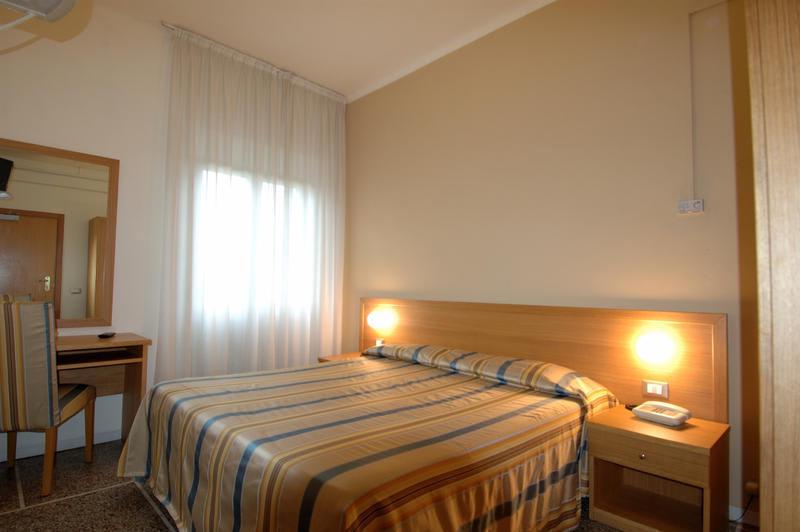 Hotel Moderno photo 1