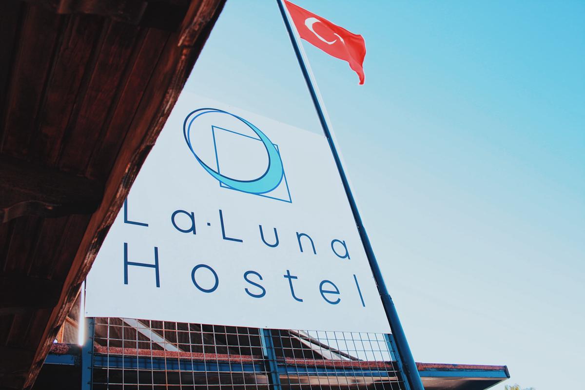 La Luna Hostel photo 1