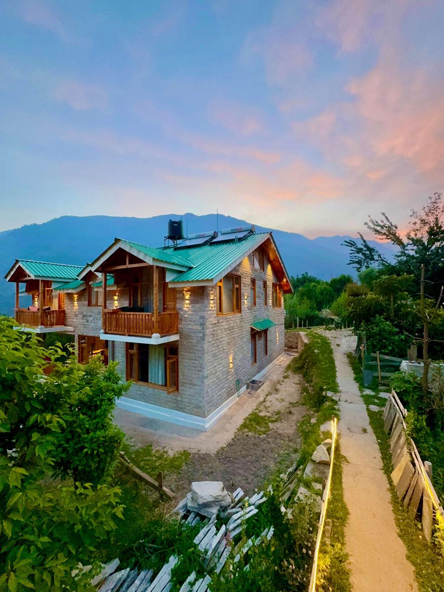 Prakasa photo 1