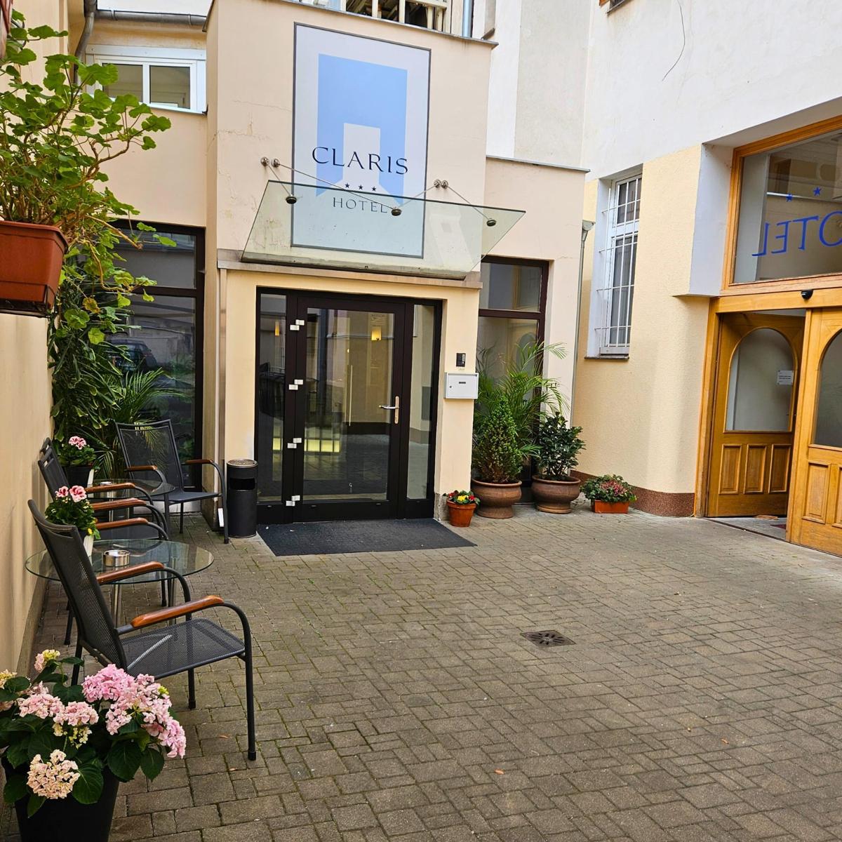 Hotel Claris photo 1