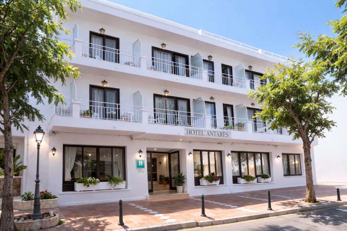 Hotel Antares photo 1
