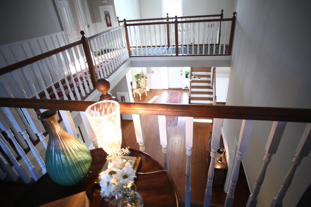 Stone Mountain Manor photo 3