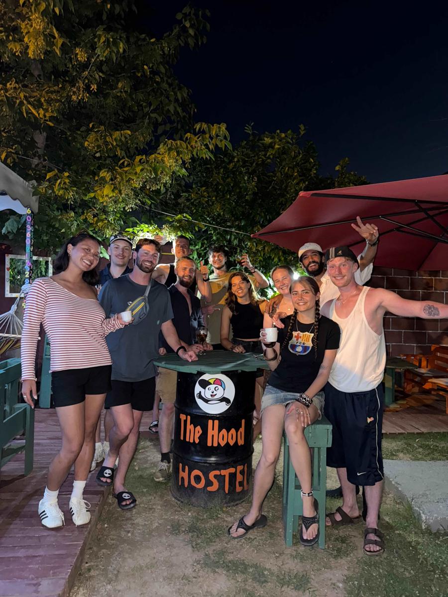 The Hood Hostel & Day Tours photo 2