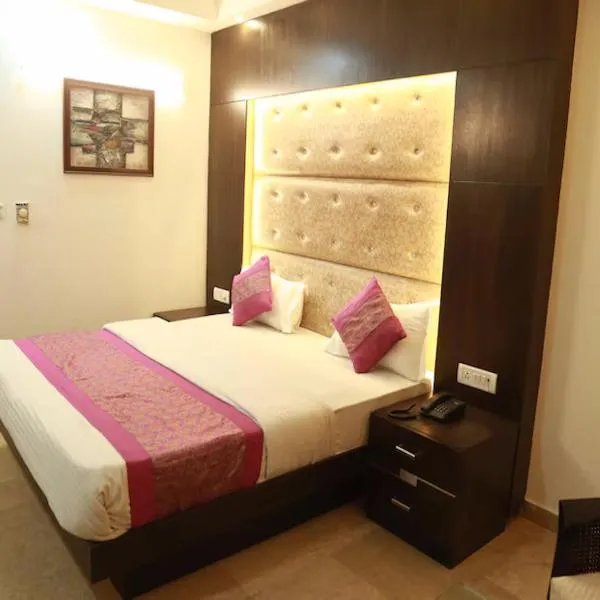 Hotel Hari Piorko Grand-2 Min from New Delhi Rail photo 5