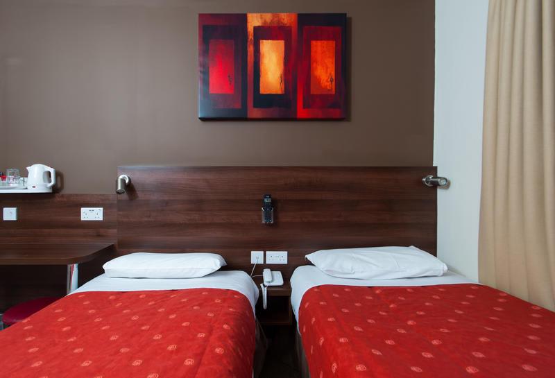 Marble Arch Inn photo 2