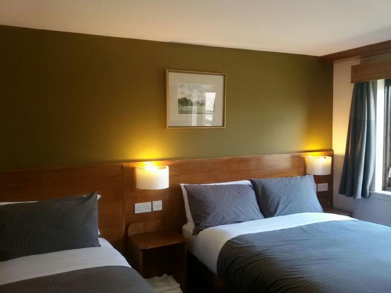 Crosshill House photo 1