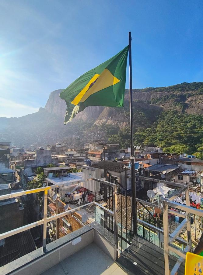 Favela Hostel photo 6