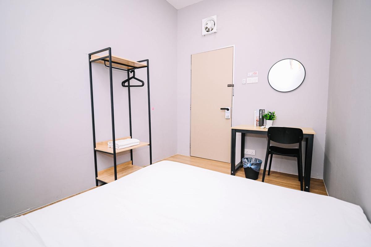 Swing & Pillows @ 87 Chulia St, Georgetown Penang photo 3