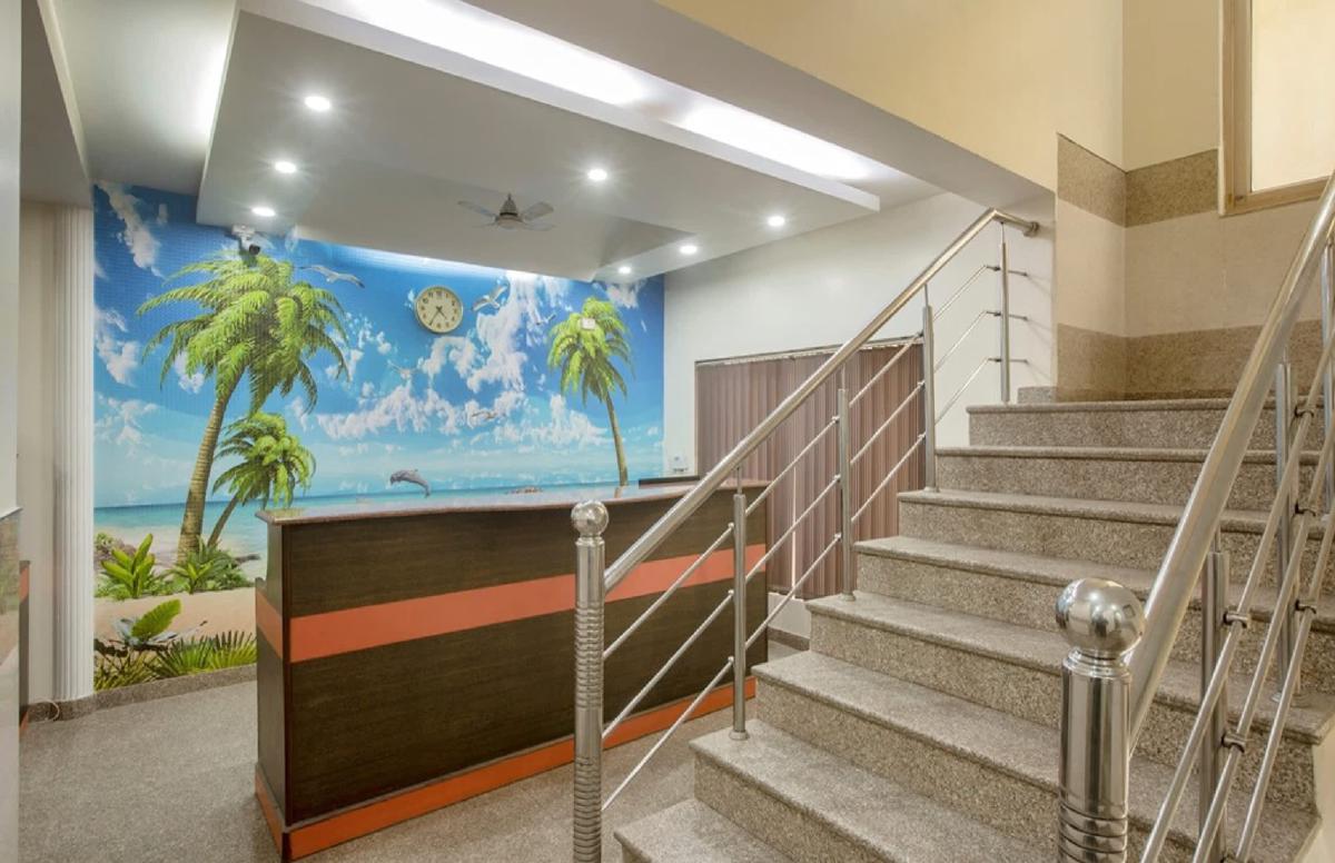 Hotel Mayank Plaza-Near IGI Airport Terminal-3 photo 3
