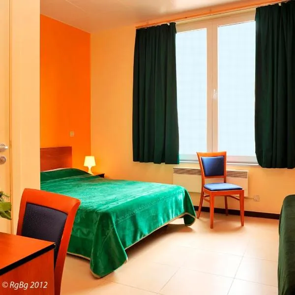 Hotel the Moon photo 5