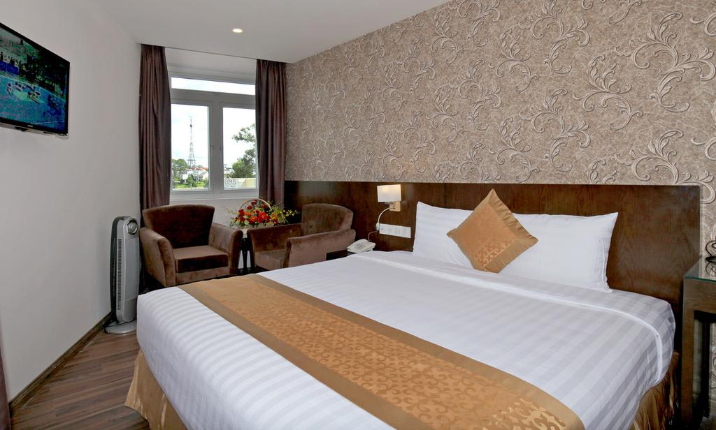 Kings Hotel Dalat photo 2