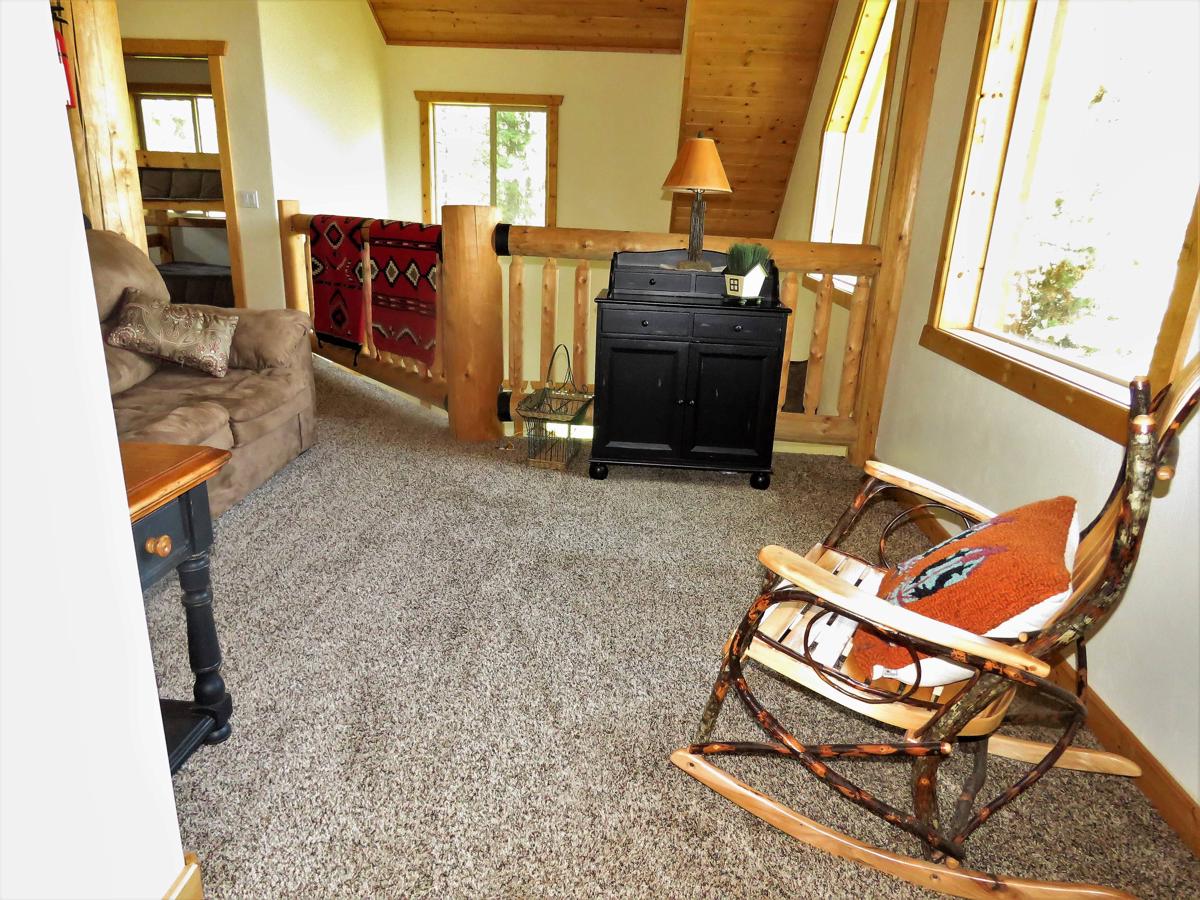 The Hideaway Hostel near Yellowstone photo 6