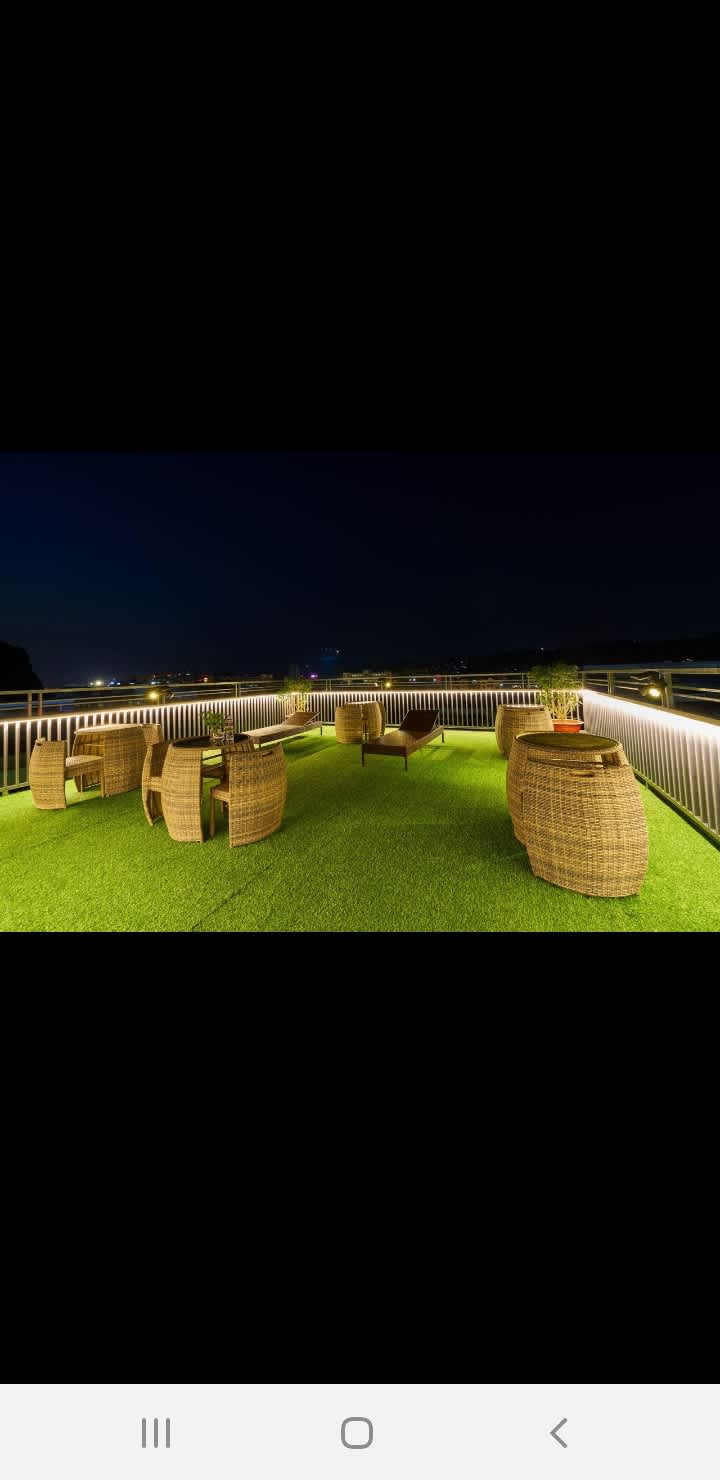 BBQ Hostel Ha Long photo 1