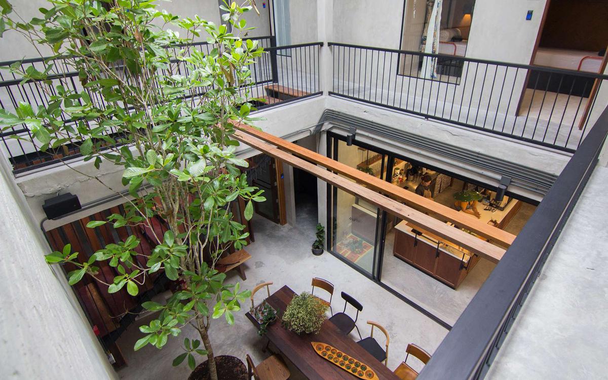 Tan Hostel x Cafe photo 2