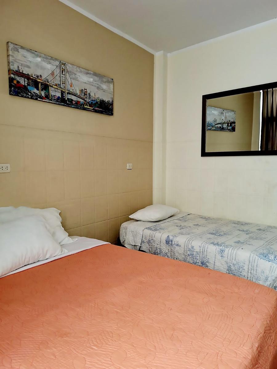 Gazu Hostal photo 2