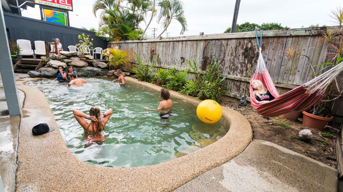 Castaways Backpackers photo 3