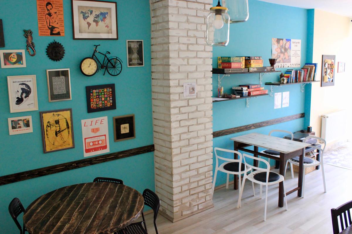 Falling Lakes Hostel photo 2