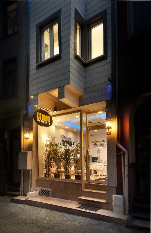 Lemon Residence photo 1