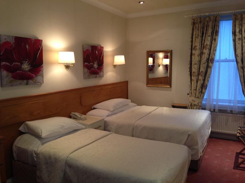 Dergvale Hotel photo 2