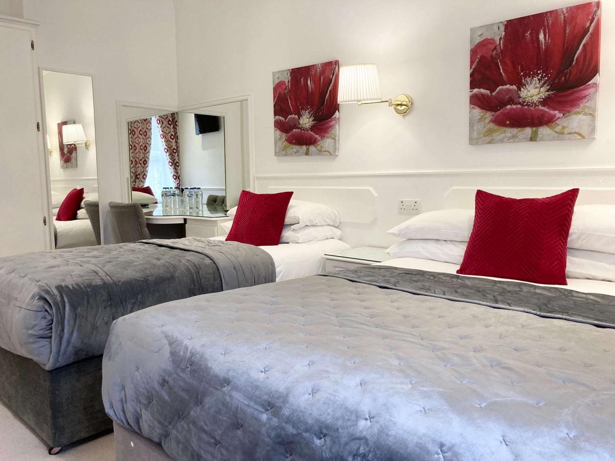Dergvale Hotel photo 3