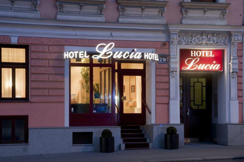 Hotel Lucia photo 2