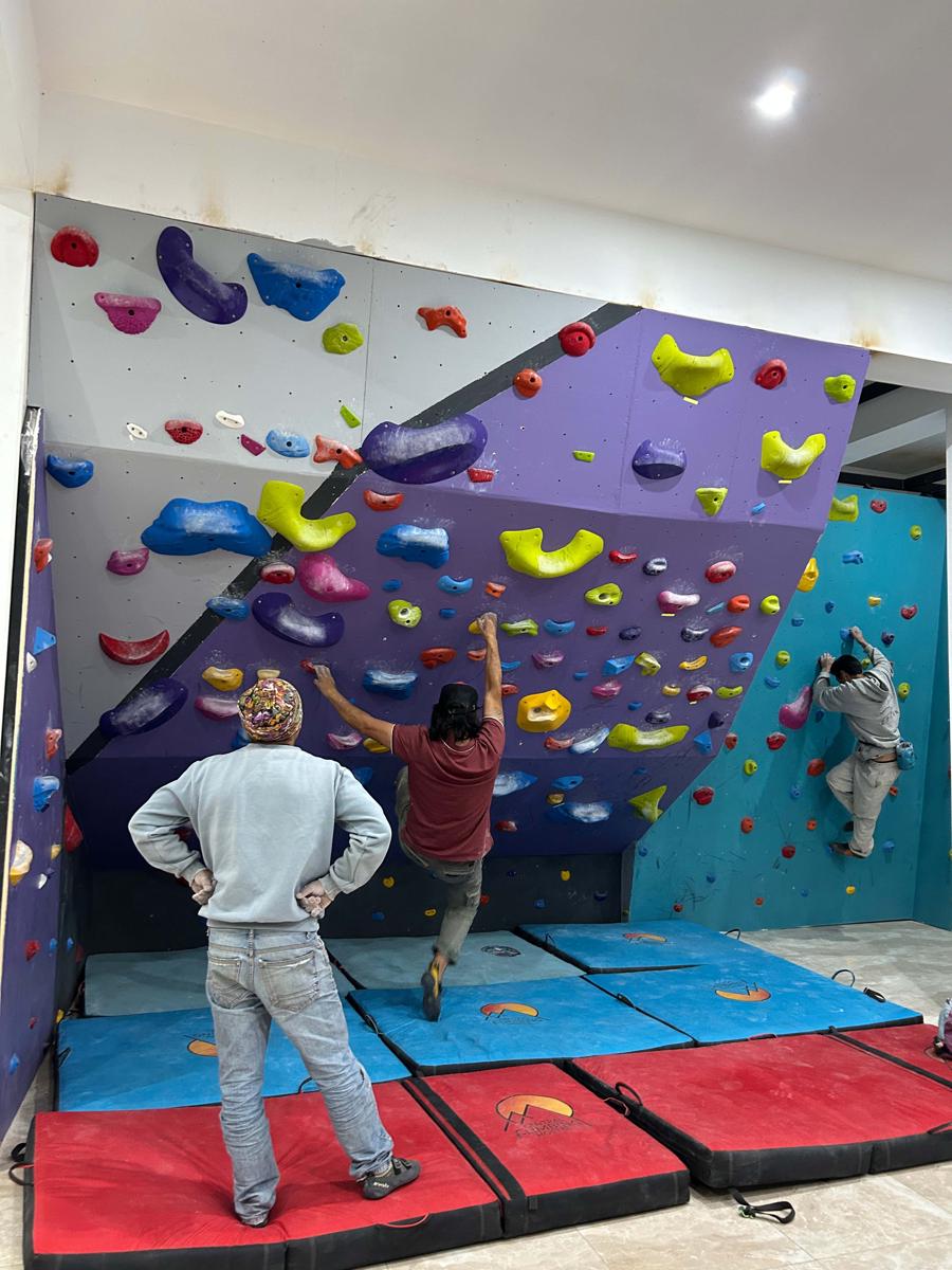 Central Climbing Hostel photo 2