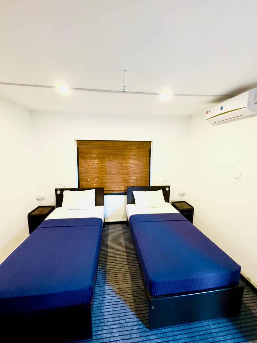 Travelers Haven Hostel Katunayake photo 3