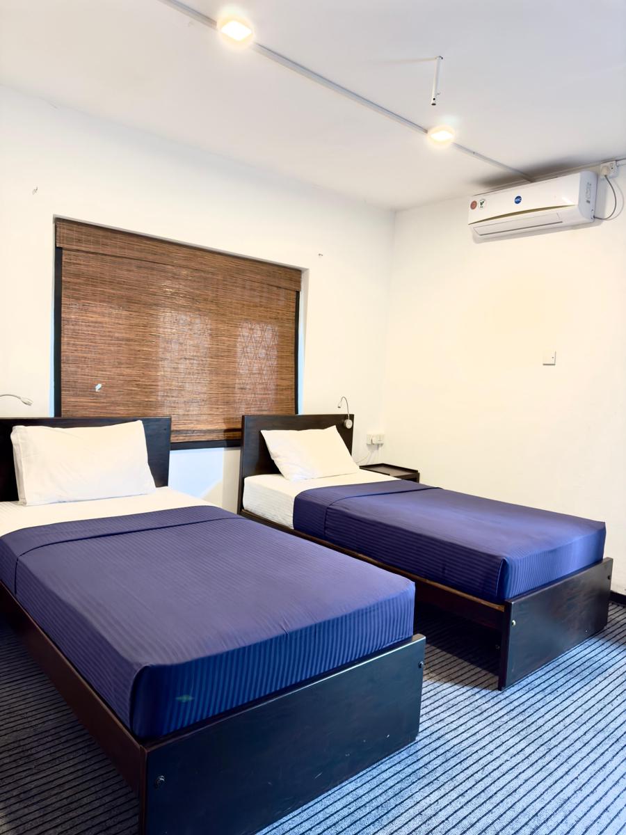 Travelers Haven Hostel Katunayake photo 4