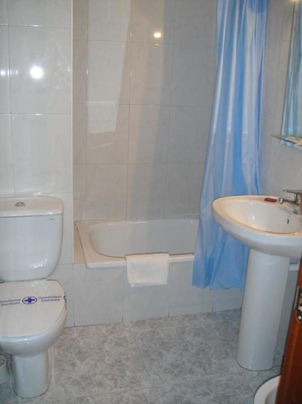 Hostal Uria photo 4