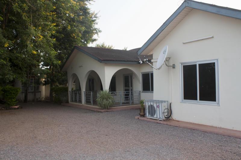 Sundowner Lodge photo 1
