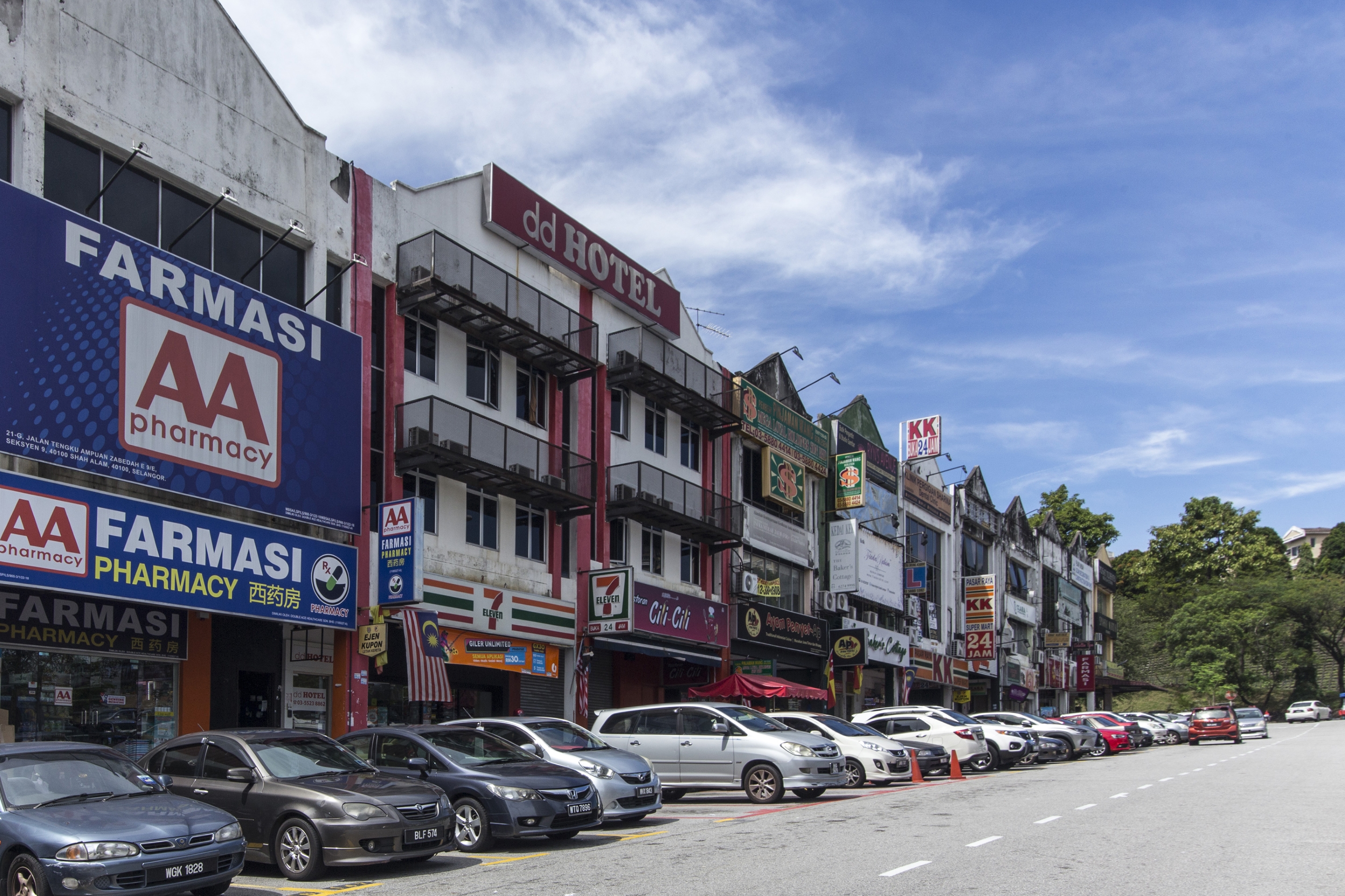 Hotel O Shah Alam Near IDCC Convention Centre Formerly DD hotel