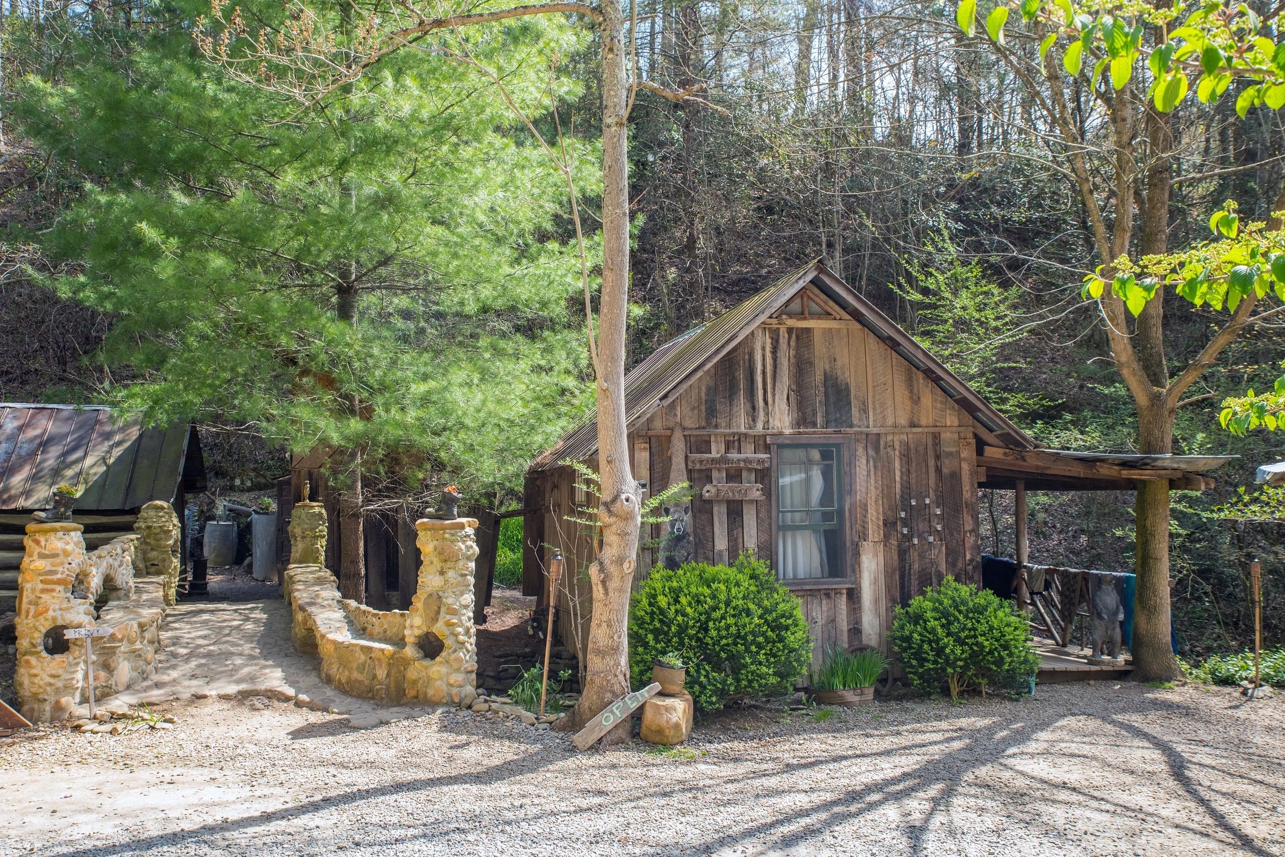 Standing Bear Farm Hostel