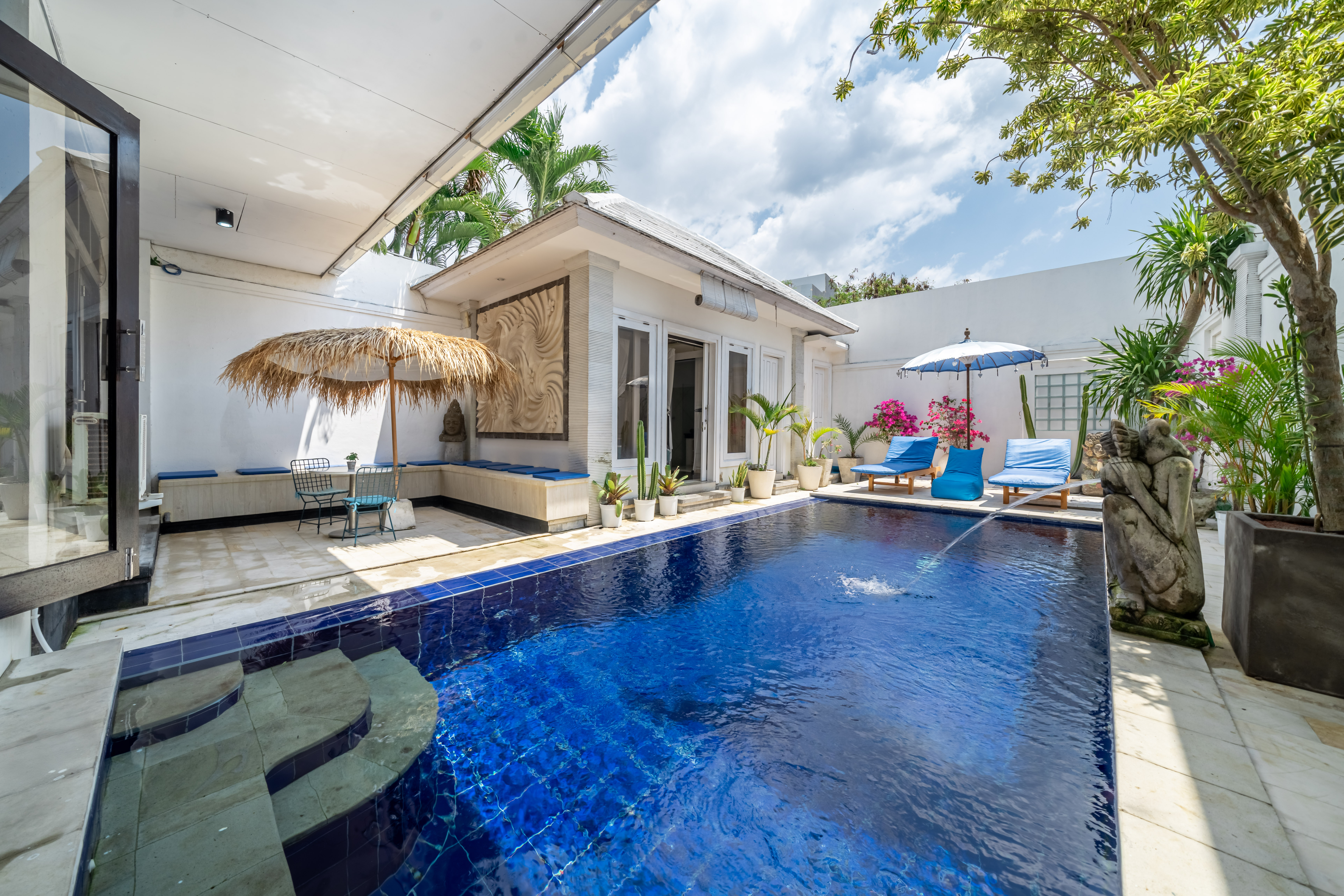 Beach House 888 B&B