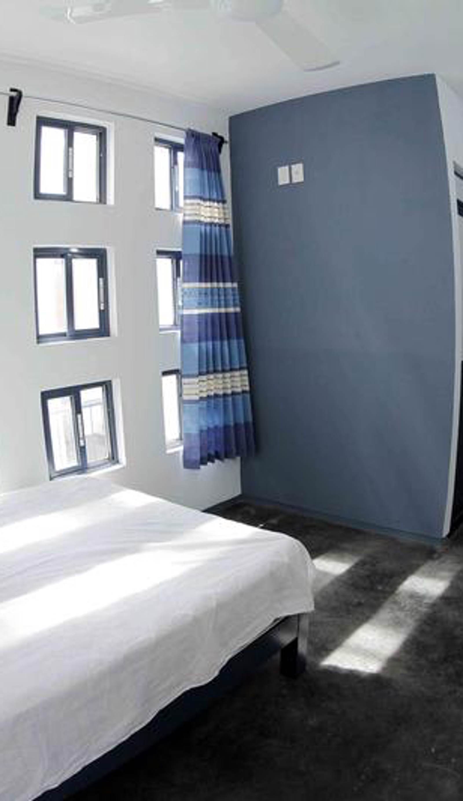 Hostal Azul y Blanco