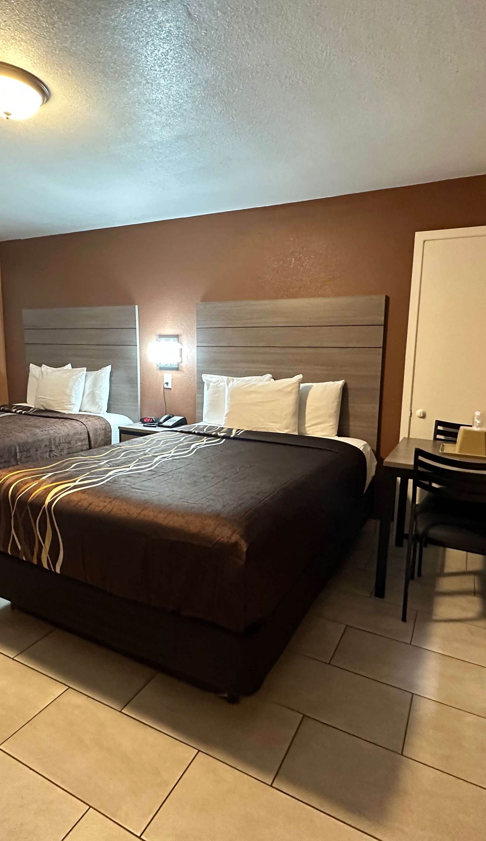 New Corral Motel