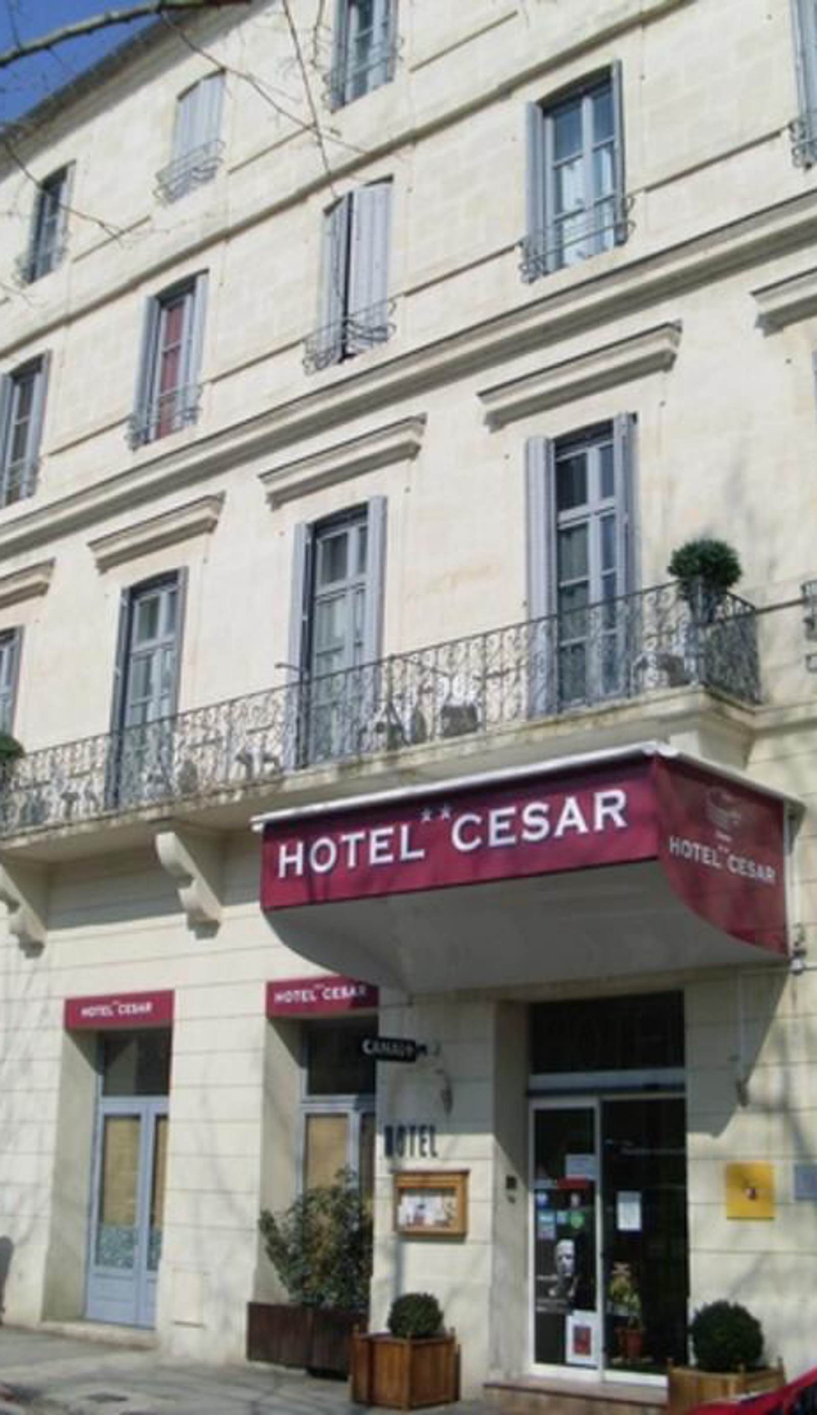 Citotel Cesar Nimes