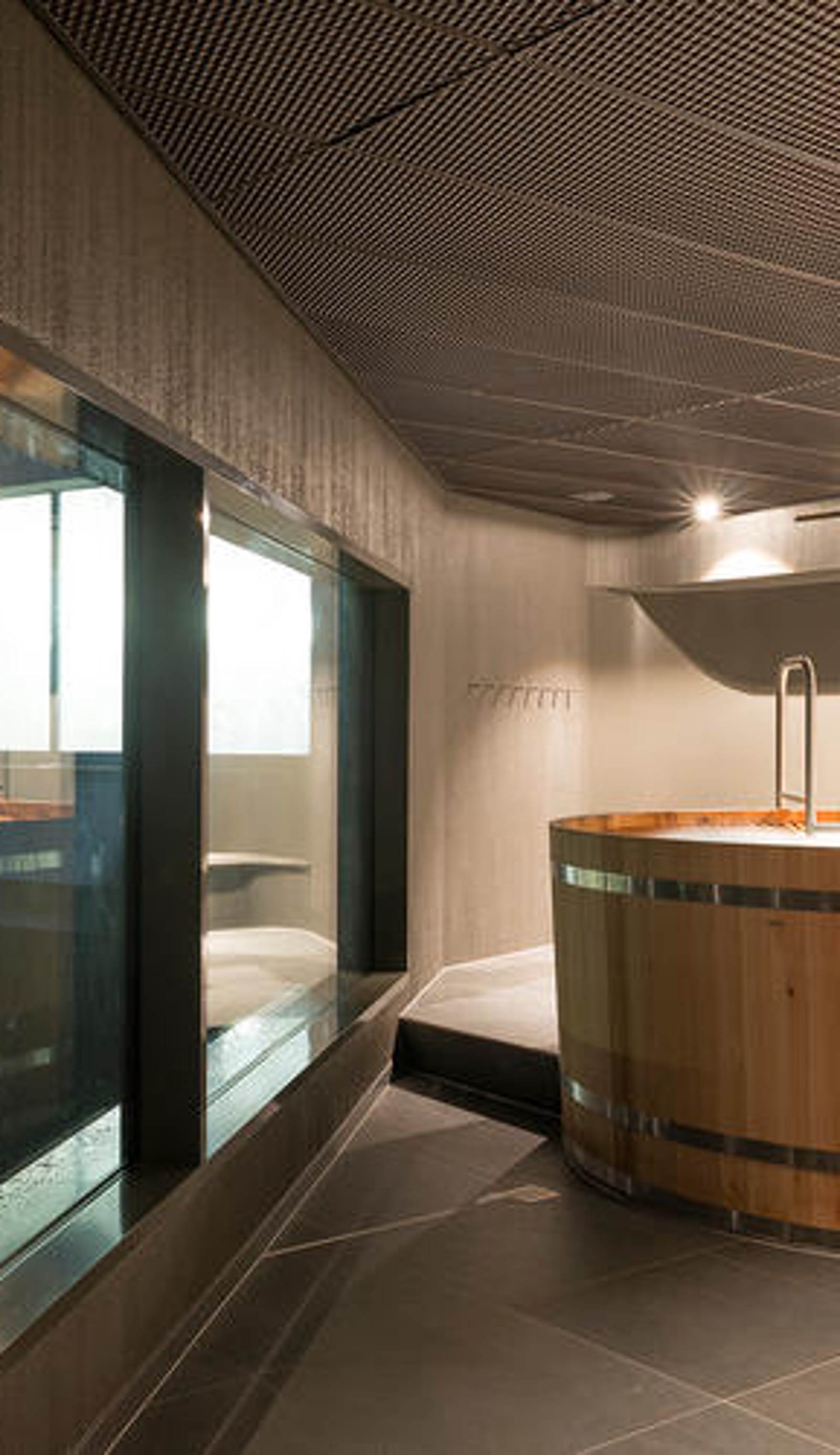 WellnessHostel4000 Youth Hostel