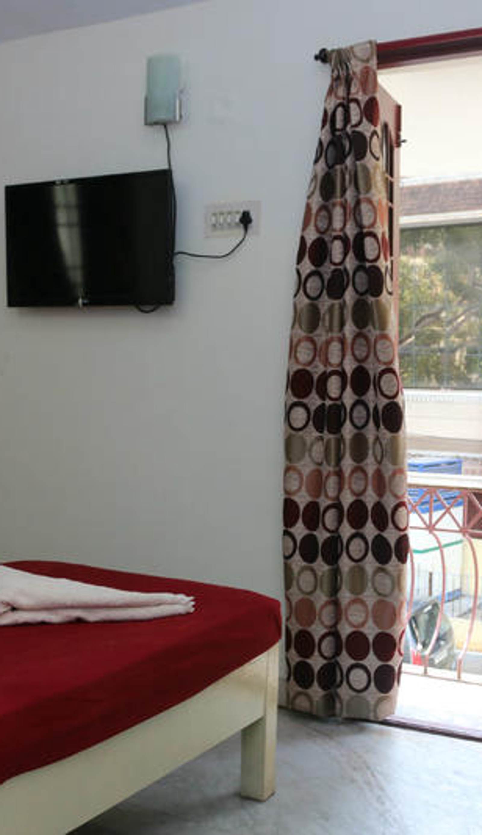 Elements Hostel