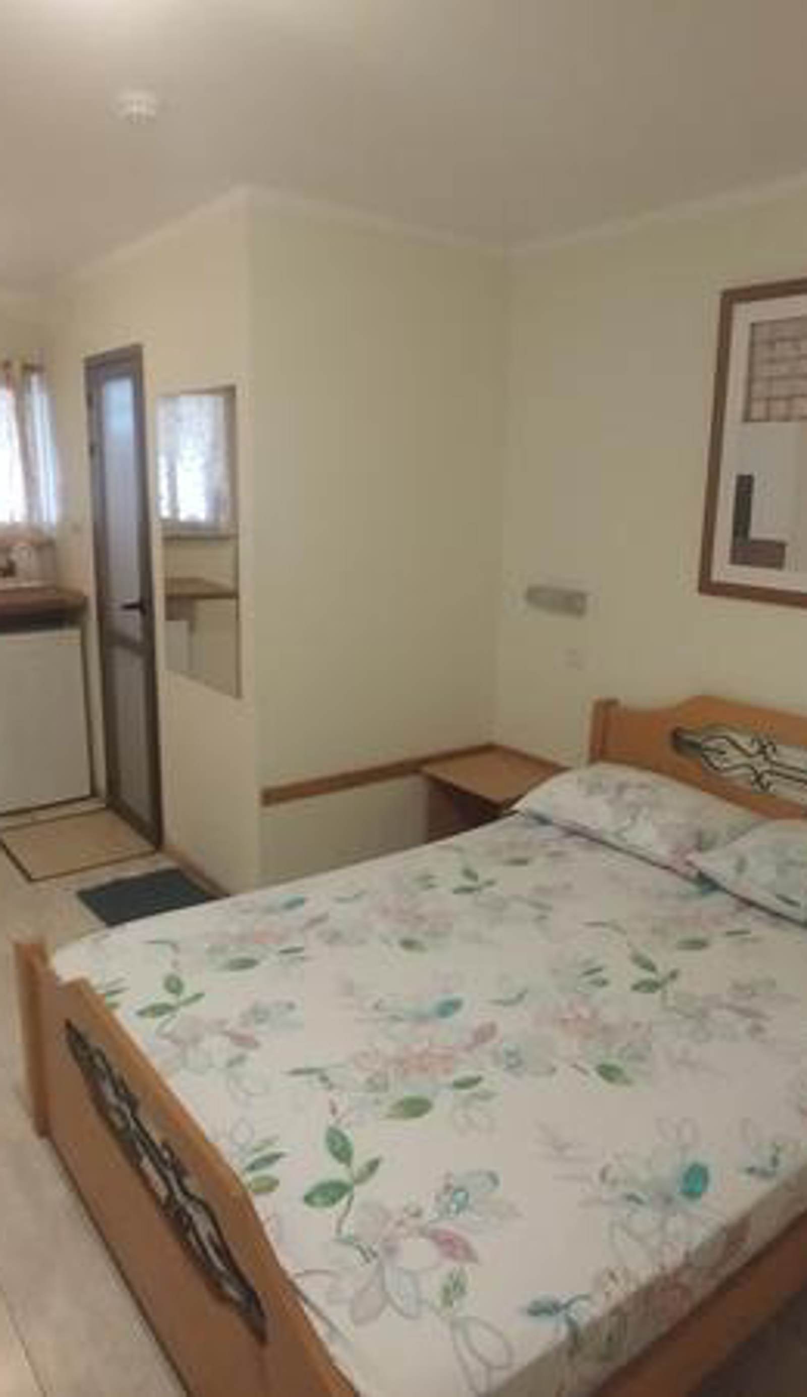 Arava Hostel